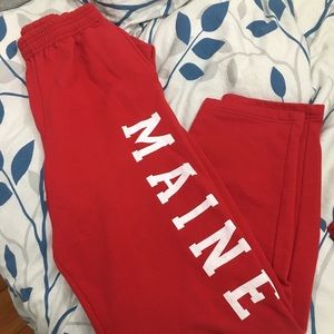 Red maine sweatpants